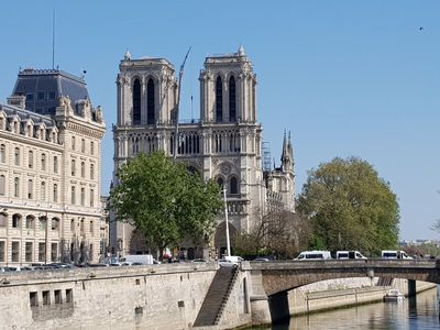 Enchanting Paris: A Journey Through Iconic Landmarks with Musée Rodin Ticket - photo 2