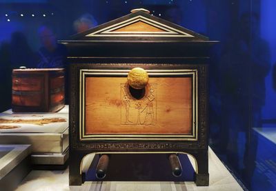 London Tour with Battersea Power Station Lift Ticket