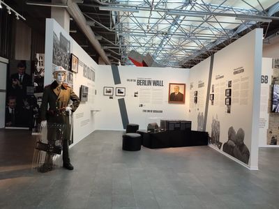 Prague: Historical Exploration with Museum of Communism Ticket