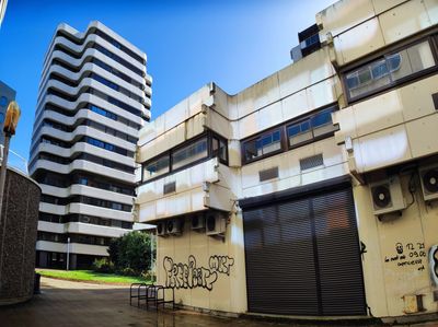 Mériadeck: quartier brutal, moderne et contradictoire de Bordeaux. - photo 2
