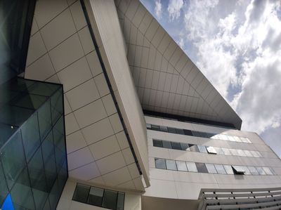 Mériadeck: quartier brutal, moderne et contradictoire de Bordeaux.