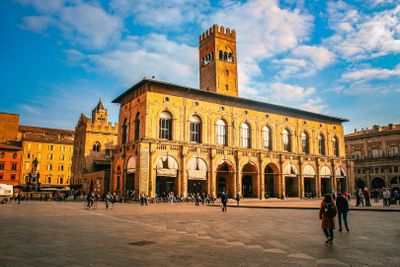 Explore Bologna's Heart: From Two Towers to Santo Stefano - photo 2