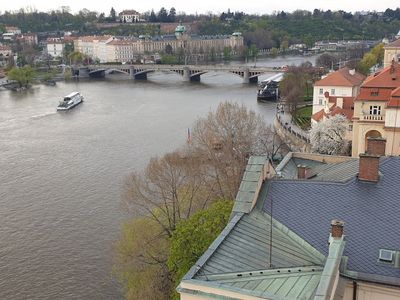 Prague: Charles Bridge Historical Audio Tour - photo 2