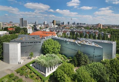 Berlin: Jewish Museum Ticket & City Highlights Audio Tour