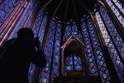 La Sainte-Chapelle: Bijou de l'Architecture Gothique - photo 3