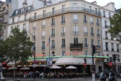 Paris: Montparnasse Tower Ticket & Audio Tour with a City Walk - photo 4