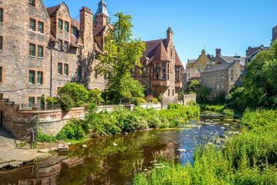 Dean Village: A Picturesque Walk Through Edinburgh's Hidden Gem - photo 4