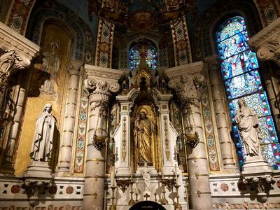 Madrid: Almudena Cathedral Self-Guided Audio Tour - photo 4