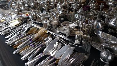 Paris: Saint-Ouen Market Audio Tour - photo 4