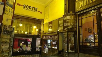 Paris: Covered Passages Audio Tour - photo 3