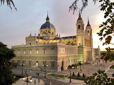 Madrid: Historic Highlights Audio Tour - photo 3