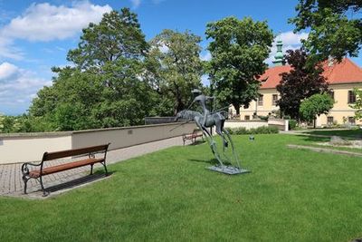 Lidice: Selbstgeführter Audiowalk durch Erinnerung und Hoffnung - photo 3