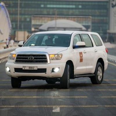 Half-Day Trip from Dubai: Sheikh Zayed Grand Mosque Express Entry - photo 3