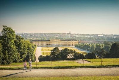 Schönbrunn Palace: Skip The Line Ticket + Lunch - photo 3
