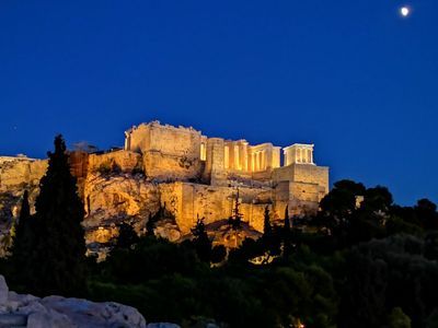 Athens: Self-Guided Audio Walk Through the Acropolis Sacred Rock - photo 4