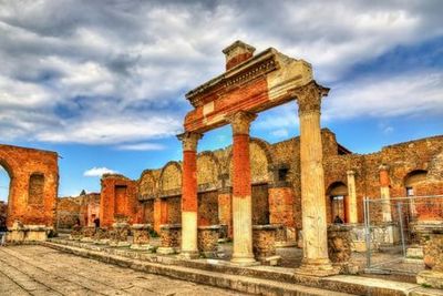 Vesuvius & Pompeii: Skip The Line Tickets + Roundtrip from Salerno - photo 4