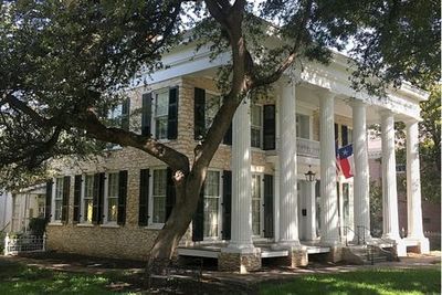 Neill-Cochran House Museum: Entry Ticket - photo 3