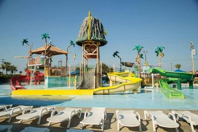 Myrtle Waves Water Park: Entry Ticket - photo 3
