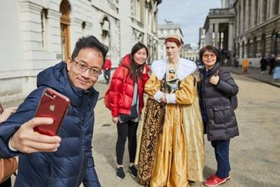 Roundtrip Ticket: Uber Boat by Thames Clippers & Painted Hall - photo 3