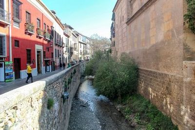 Granada: Paseo autoguiado por la huella imperial y nazarí - photo 3