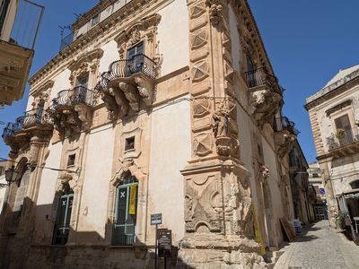 Scicli: Self-Guided Audio Walk Through Baroque Stone and Hills - photo 3