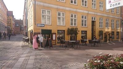 Copenhagen: Self-Guided Audio Walk Through the Old City Heart - photo 3