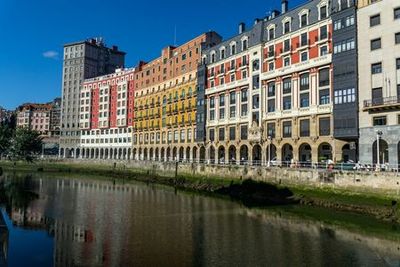 Bilbao: Guggenheim Museum Ticket & Artistic City Audio Tour - photo 4
