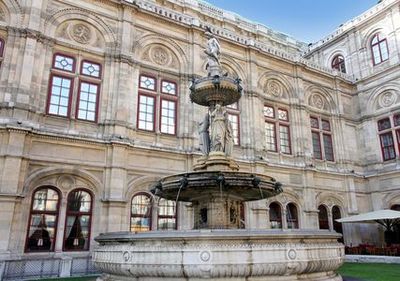 Vienna: Historic Downtown Beauty Audio Tour - photo 3