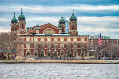 Tour Freiheitsstatue und Ellis Island: Die Quintessenz der New Yorker Erfahrung - photo 3