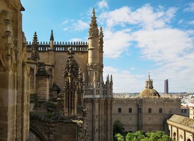 Seville: Self-Guided Audio Walk Through Royal and Riverside Icons - photo 4