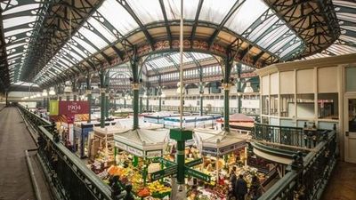Leeds: Self-Guided Audio Walk Through Civic Grandeur and Arcades - photo 3