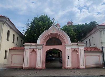 Vilnius: Walk through the Old Town’s Living History - photo 3