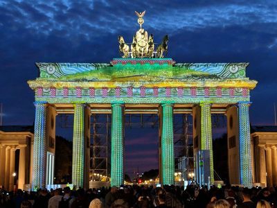 Berlin: Self-Guided Audio Walk Through Power and Memory - photo 3
