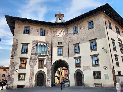 Pisa: an Audio Walk Through the City of Scholars, Squares, and Sacred Miracles - photo 3
