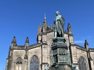 Аудиоэкскурсия по Королевской миле Эдинбурга с билетом в Холирудский дворец - photo 4