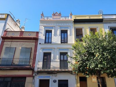 Sevilla: Royal Alcazar Ticket & City Walk Audio Tour - photo 4