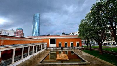 Bilbao: Guggenheim Museum Ticket & Artistic City Audio Tour - photo 4