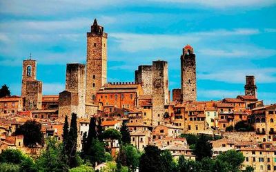 San Gimignano: Medieval Echoes Self-Guided Audio Tour - photo 3