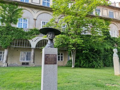Graz: Self-Guided Audio Walk Through Hilltop Views and Old Town - photo 4