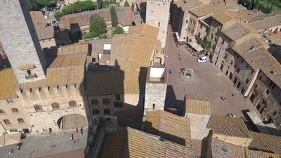 San Gimignano: Medieval Majesty Walking Tour - photo 4