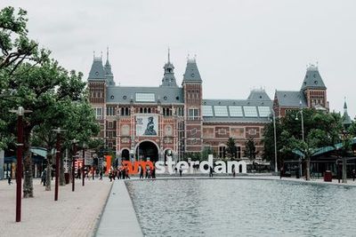 Amsterdam: Heineken Experience Entry & Guided Tour with an Audio City Walk - photo 3