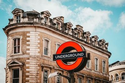 London: Bridget Jones's Diary Audio Tour - photo 3