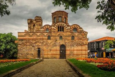 Sunny Beach to Nessebar: Seaside Stroll and Ancient History Guide - photo 4