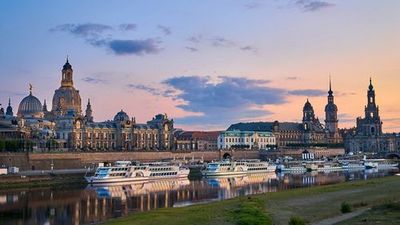 Dresden: Semperoper Entry & Guided Visit with an Audio City Walk - photo 3
