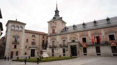 Madrid: Historic Highlights Audio Tour - photo 3