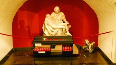 Berlin: Historic Veils Unveiled Audio Tour - photo 3