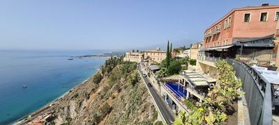Taormina: Gate-to-Gate Cultural Audio Tour - photo 4