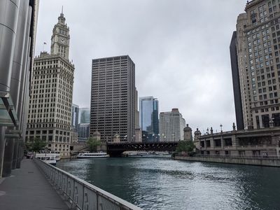 Chicago: Whispered Secrets of the 1800s Audio Tour - photo 3