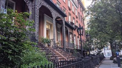 New York City: Gramercy's Secret Charms Audio Tour - photo 3