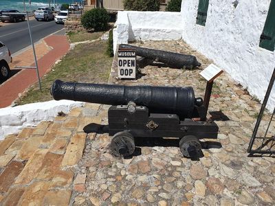 Muizenberg: Western Cape Beachside Stroll Audio Tour - photo 3